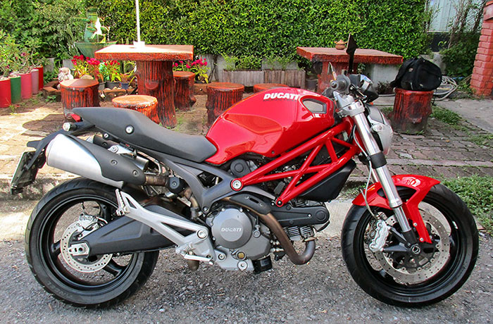 ขายด่วน ขายถูก!! Ducati Monster 795 year 2012 เพียง 249,000 บาท