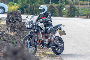 ดักถ่าย TRIUMPH TIGER รุ่นใหม่ขณะกำลังวิ่งทดสอบ