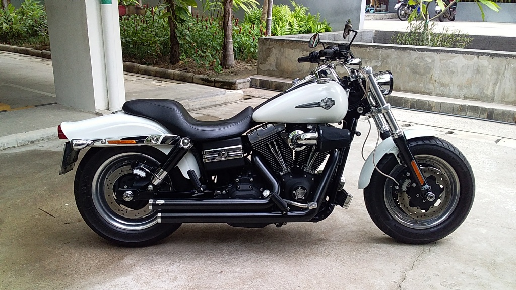 HARLEY DAVIDSON FAT BOB 2011