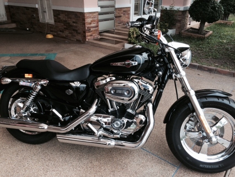 ขายขาดทุน harley davidson SPORTSTER ปี 2013 (วิ่งน้อย+ของแต่งเพียบ)