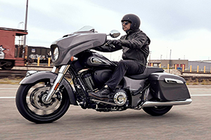 INDIAN เปิดผ้าคลุม CHIEFTAIN รุ่นปี 2019 ในงาน INTERMOT