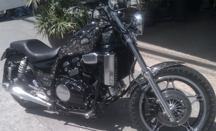 HONDA 750