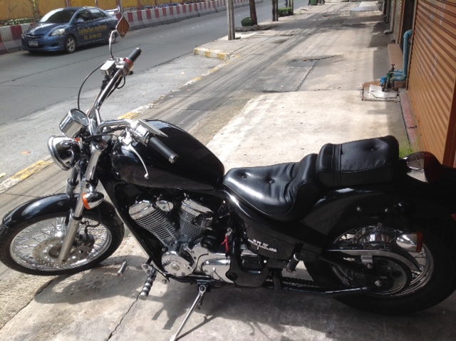 ขาย steed 600c.c. ปี 94 สีดำ