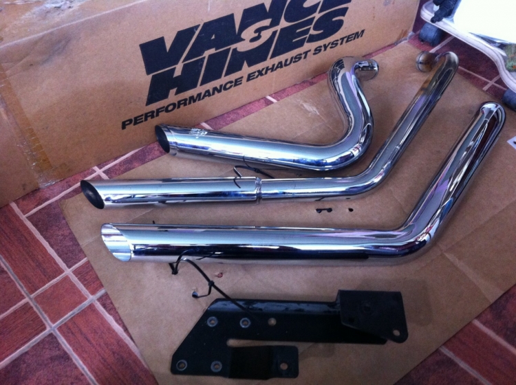 ขายท่อ vance&hines สภาพใหม่มาก
