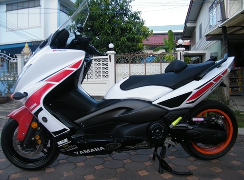 ขายYAMAHA TMAX 500 ปี10ทะเบียนแท้สวยของแต่งเพียบ