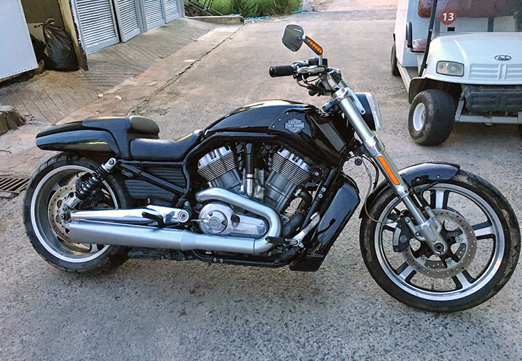 Harley Davidson Vrod Muscle Year 2009 ขายแค่ 720,000 THB.