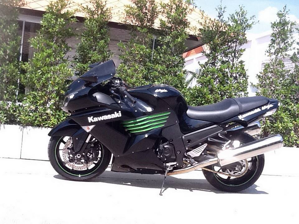 KAWASAKI ZX 14 ปี 09 รถสภาพใหม่ ราคา 419,999 ลดเหลือ 379,999 บาท