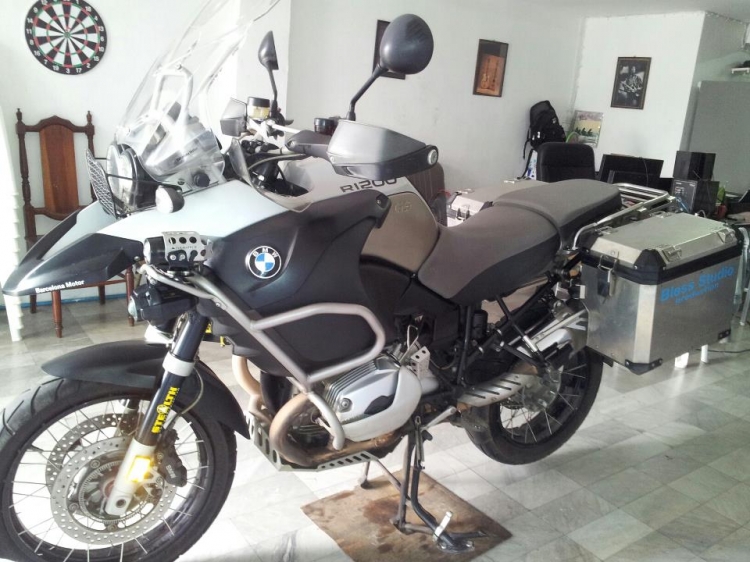 ฺBMW R1200 GSA รถบาเซฯ สภาพสมบูรณ์ พร้อมใช้งาน ยางใหม่ ไม่เคยชน ไม่มีจุกจิก