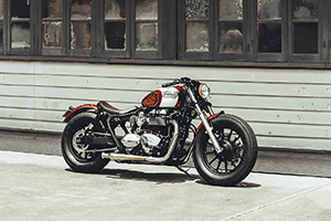 'DIRTY RASCAL' TRIUMPH AMERICA BOBBER – WENLEY ANDREWS