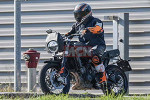 HUSQVARNA เคลื่อนไหว!! ส่งมอเตอร์ไซค์ RETRO ADVENTURE ออกมาวิ่งทดสอบ