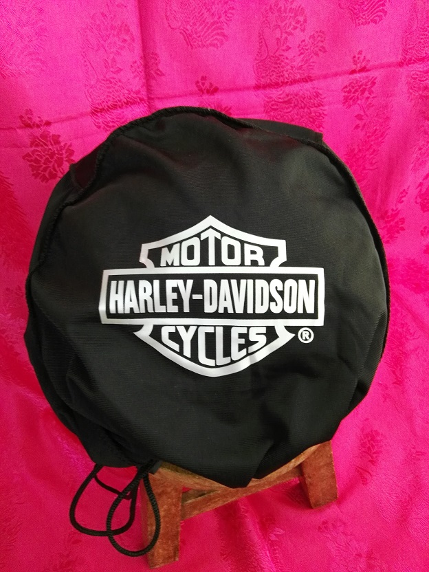 หมวกกันน๊อคครึ่งใบ Harley Davidson สีดำด้าน ของใหม่ซื้อมาจาก USA ไม่เคยได้ใช้