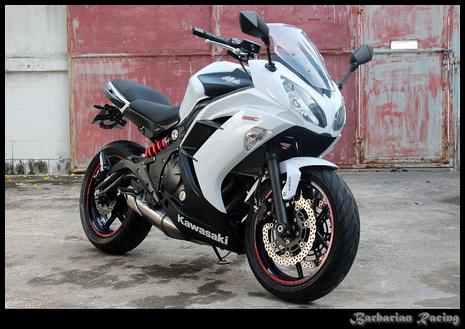 ขออนุญาติขาย " NINJA650 2013 WHITE " วิ่งน้อย พร้อมของแต่ง ราคาถูก !! สภาพสวยมาก