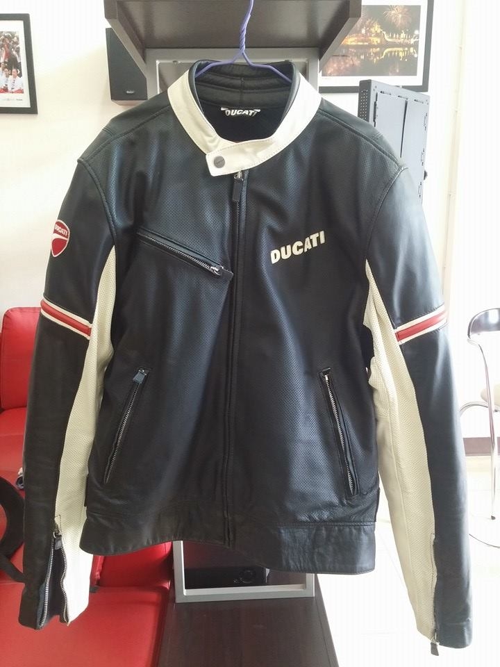 เสื้อหนัง Ducati by Dainese