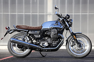MOTO GUZZI เผยภาพมอเตอร์ไซค์ฉลองครบรอบ 50 ปี V7 III ANNIVERSARIO