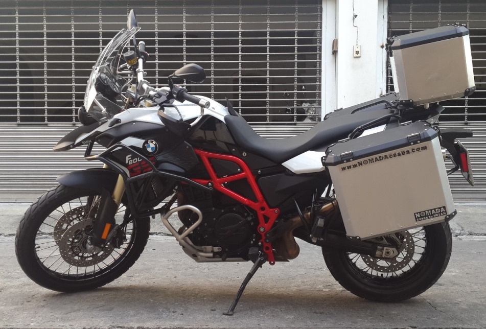 เจ้าของขายเอง F800GS BMW ปี 2015 สีขาวดำเฟรมแดง วิ่ง 8,517km