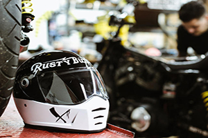 BILTWELL LANE SPLITTER HELMET REVIEW