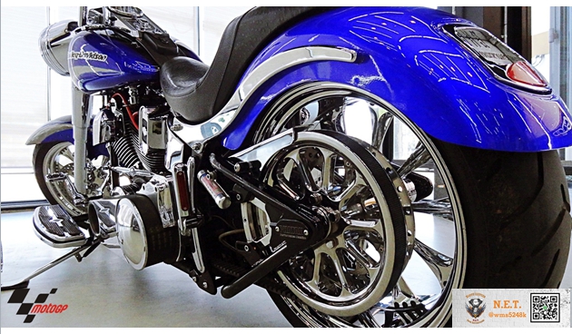รถ FATBOY ปี 2004 ขายพร้อมทะเบียนสนใจติดต่อเบอร์โทร 081-8764477 ,081-1224477