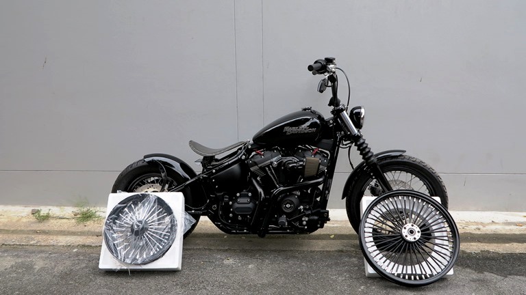 Harley Davidson Street Bob ทะเบียนแท้ รถ0 โอนได้ทั่วไทย ปี2019 ราคา 699,000 บาท ติดต่อ Max-Rider Shop วิภาวดีรังสิต 12/1 0830785450 ตั๊ก Line ld : max-rider Facebook : Max-Rider Shop