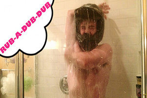 [EASY TIPS] HOW TO WASH YOUR MOTORCYCLE HELMET
