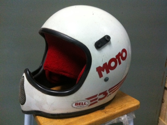 ขายหมวก bell moto 3