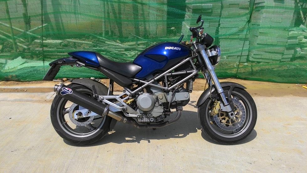 ขอขายรถสะสมสักคันครับ... Ducati Monster 900ie หัวฉีด ปี 2000 ทะเบียนแท้ๆ สมอ.