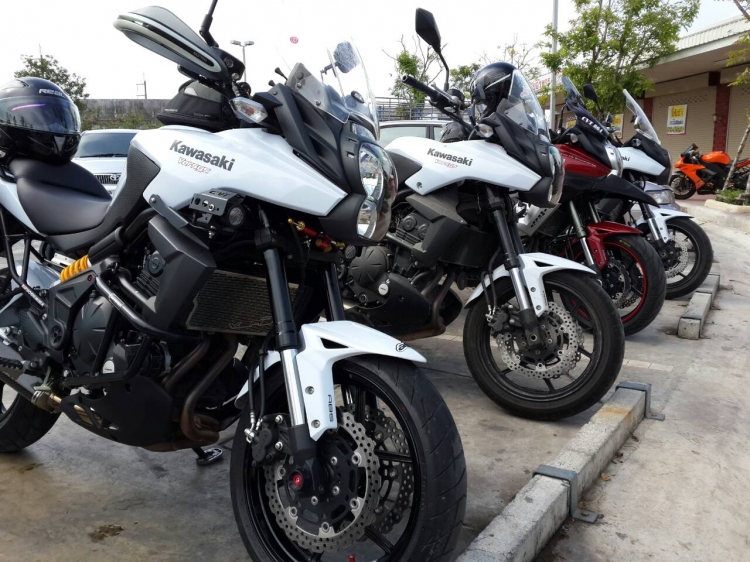 ขาย Kawasaki Versys650 2013 แต่งเต็ม