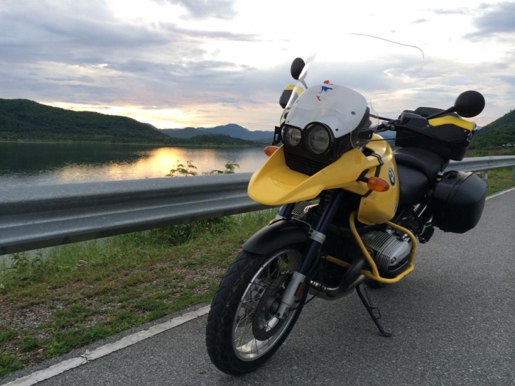 ขายBMW R1150GS 2003 พร้อมทะเบียน+กระเป๋า 3 ใบ
