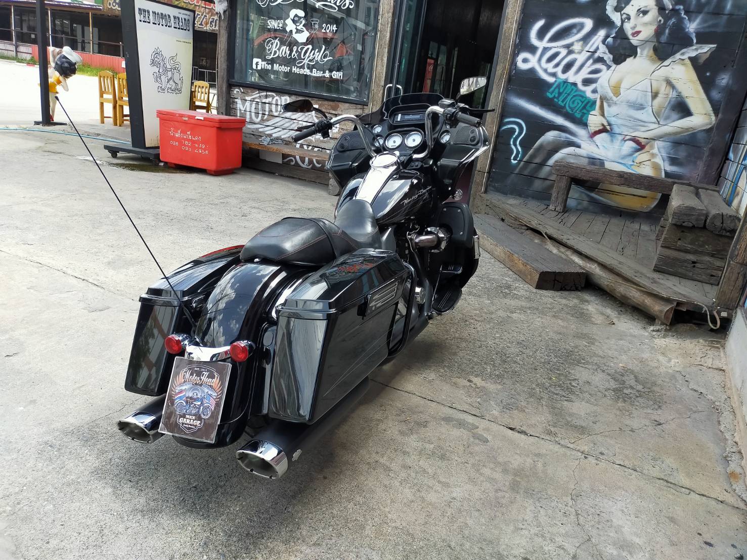 Harley-Davidson Road Glide FLTRX