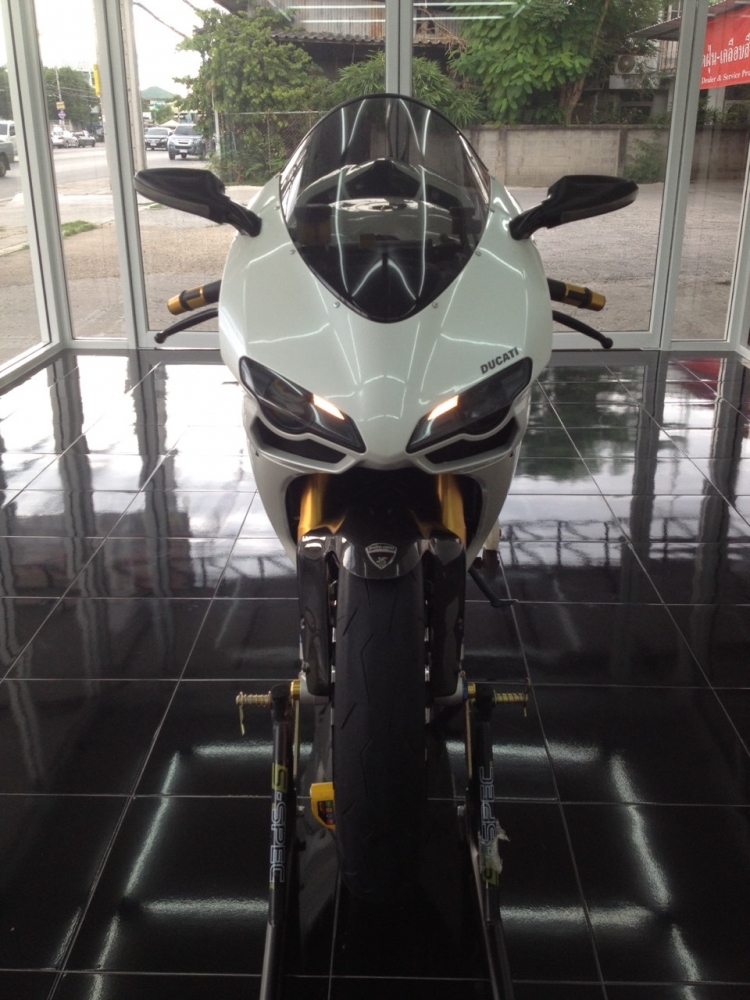 ขายดาวน์ Ducati1198 Base แต่งเต็ม