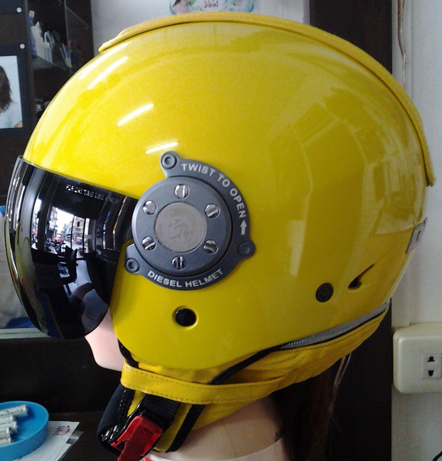ขายหมวกกันนอค Deisel hamlet mowieสีเหลือง