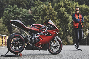 MV AGUSTA จับมือ LEWIS HAMILTON สร้าง F4 LH44