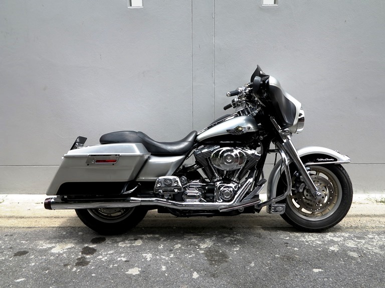 Harley Davidson Glide Classic ตัวครบรอบ 100ปี ทะเบียนแท้ ปี2003 ราคา 599000 ติดต่อ 0830785450 By Max Rider Shop