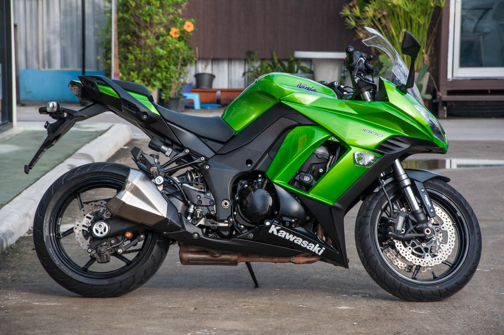 Kawasaki Ninja1000 ABS เครื่องยนต์ 1,043 cc