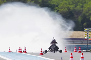 เต็มเหนี่ยวเลยพี่!!! จรวดสามล้อพลังแรงดันน้ำกับความเร็ว 0-100 KM/H ภายใน 0.55 วินาที