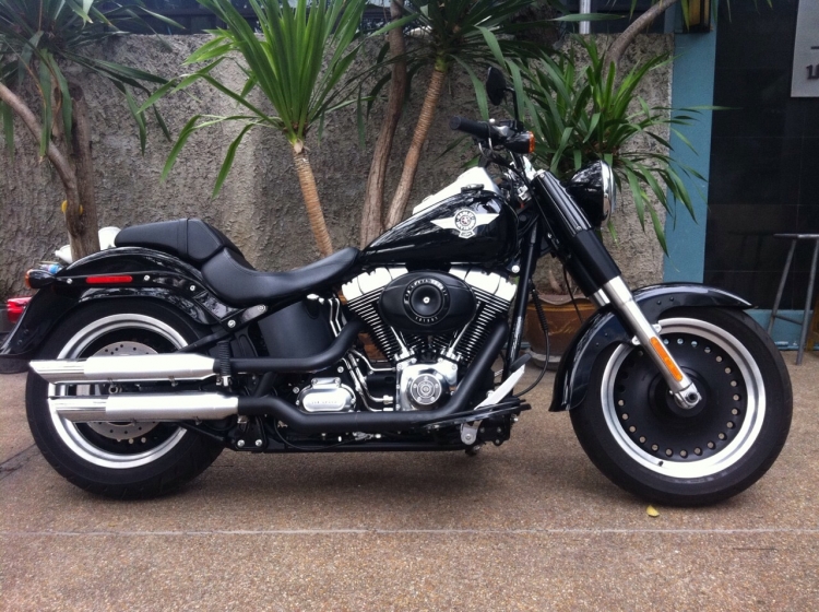 ขาย HD FatBoy Low 2011ทะเบียน ราคา 895,000 ถูกสุดๆ ราคานี้ รีบเลยครับ