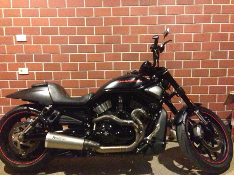 Sell::Harley-Davidson Night Rod special 2012 (Green Book)