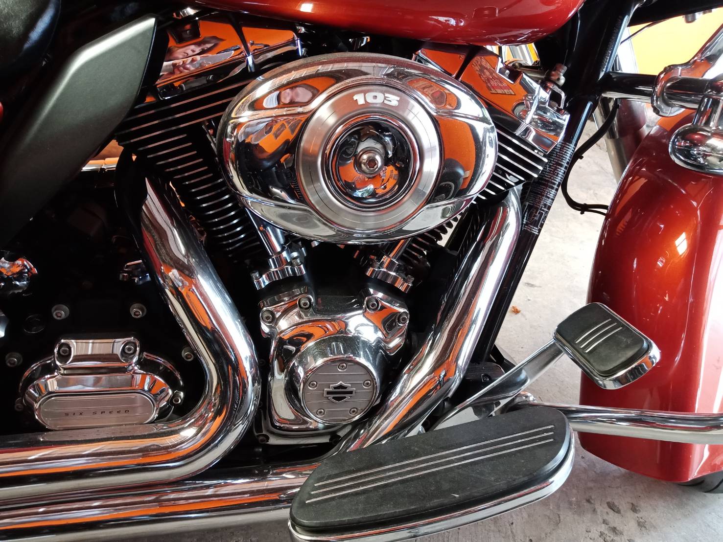 รถROAD GLIDE ปี2011 ขายพร้อมทะเบียนสนใจติดต่อเบอร์โทร 081-8764477 ,081-1224477