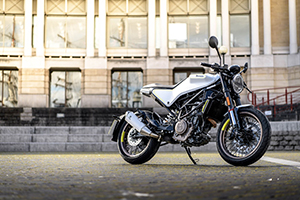 FIRST RIDE : HUSQVARNA VITPILEN 401