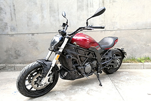 เปิดตัวโมเดล 502S ครุยเซอร์พิกัด MIDDLEWEIGHT รุ่นใหม่จาก BENELLI