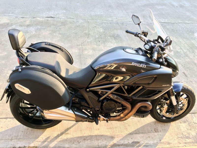 Ducati Diavel 1198 cc. Year 2013 สีดำ ขายแค่ 6 กว่าๆ
