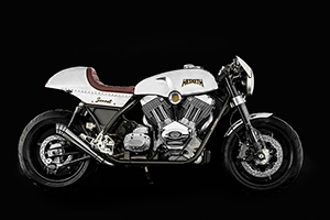 HESKETH SONNET CAFÉ RACER จะส่งถึงมือดีลเลอร์ในช่วงซัมเมอร์นี้