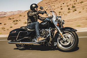 เริ่มเคลื่อนไหว HARLEY-DAVIDSON เปิดตัว MILWAUKEE EIGHT เครื่องยนต์ใหม่สำหรับไลน์อัพปี 2017