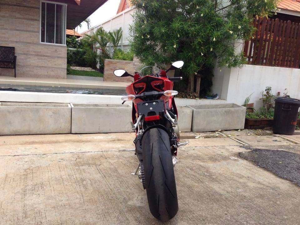 DUCATI 1199 PANIGALE S ABS ปี 2013 รถใหม่แกะกล่อง ฟรีประกัน ราคา 1,649,999 ลดเหลือ 1,499,999 บาท