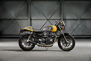 FIRST LOOK : NEW 2017 TRIUMPH STREET CUP