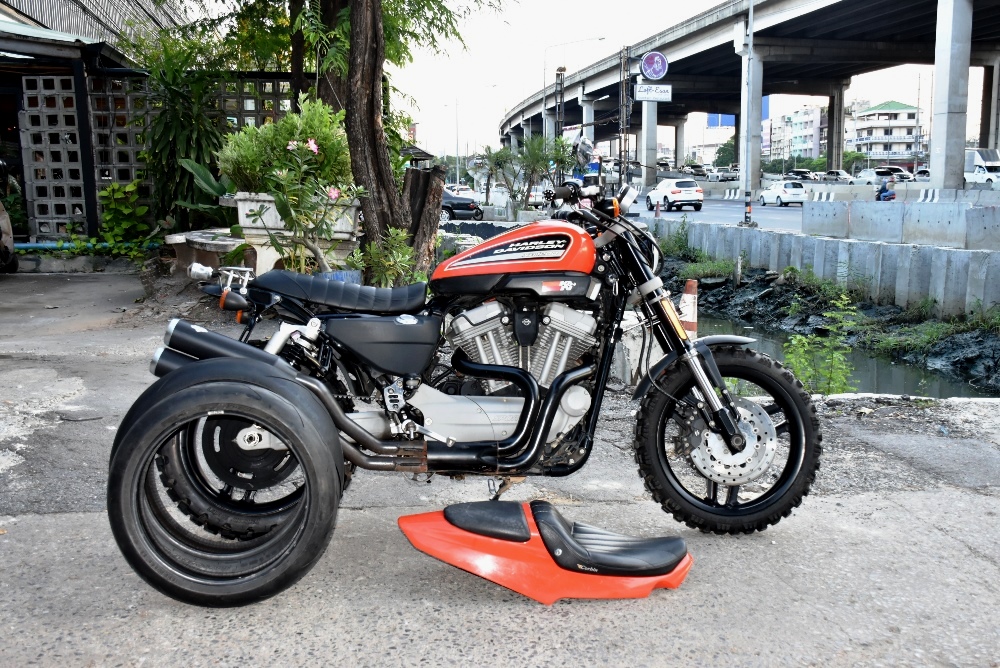 Highway Dragster Playground