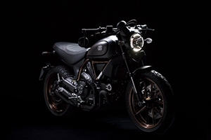 DUCATI จับมือกับ ITALIA INDEPENDENT เปิดตัว SCRAMBLER SPECIAL EDITION