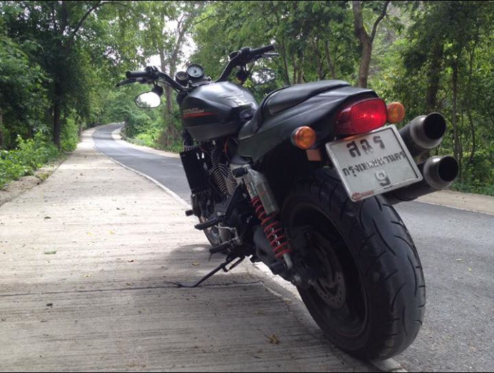 ขาย HARLEY DAVIDSON XR1200X รถออกศูนย์