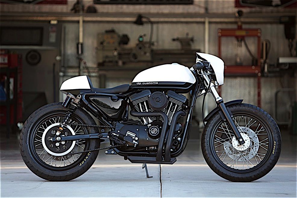 Sportster 1200 ในรูปแบบ Café Racer โดย DP Customs